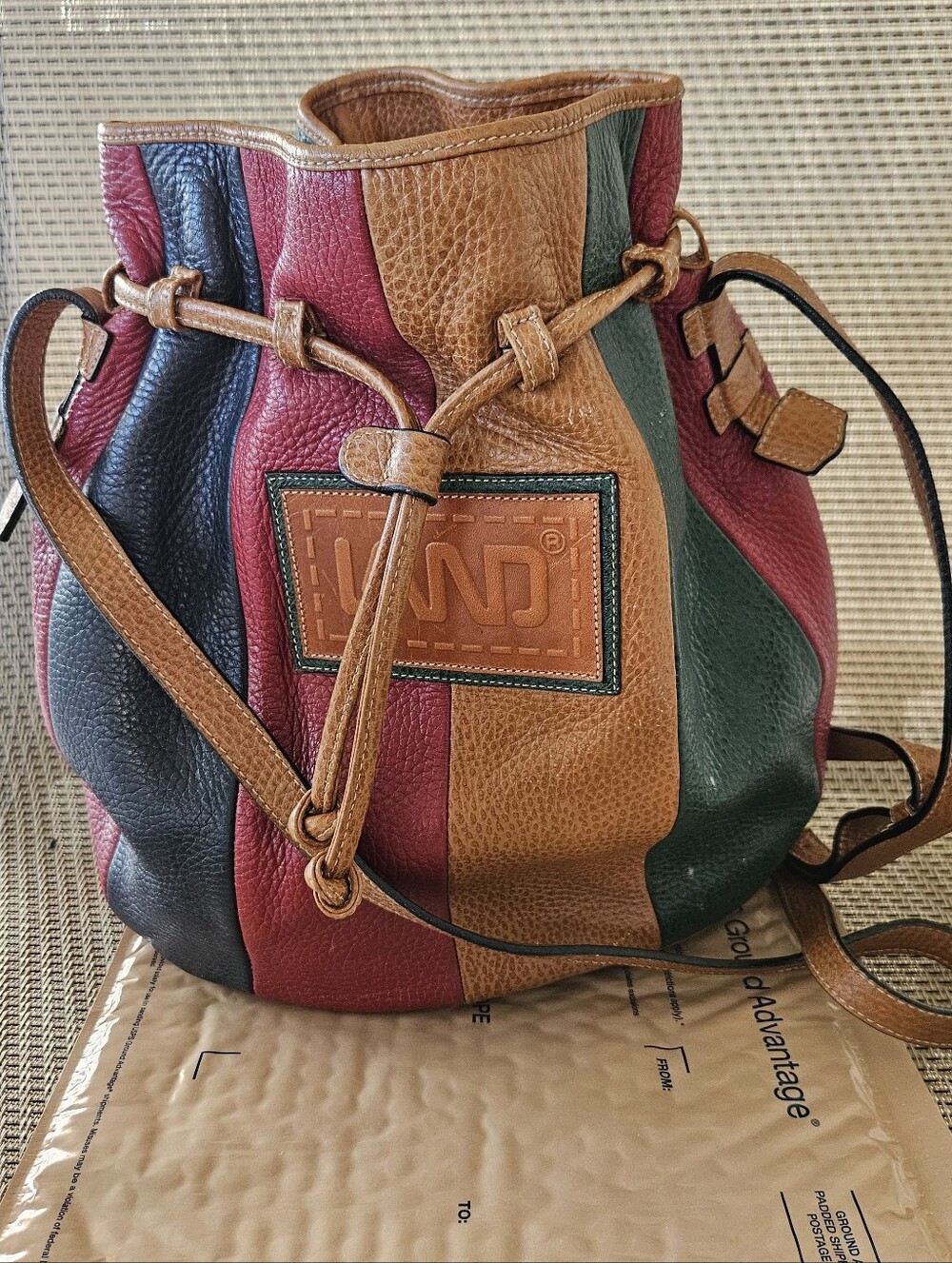 VINTAGE LEATHER HANDBAG, LAND LEATHER COLUMBIA HANDBAG, Bucket Bag, Drawstring